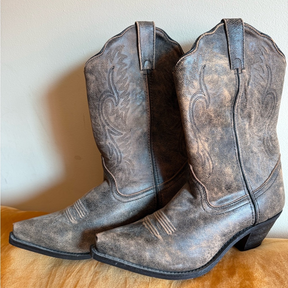 Rock & Roll Cowgirl Distressed Brown Heeled Boots